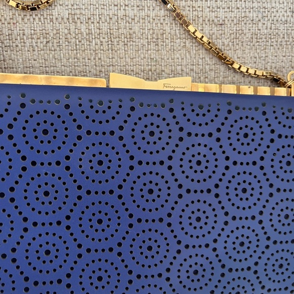 Ferragamo Kameron blue laser cut evening bag - Picture 13 of 13
